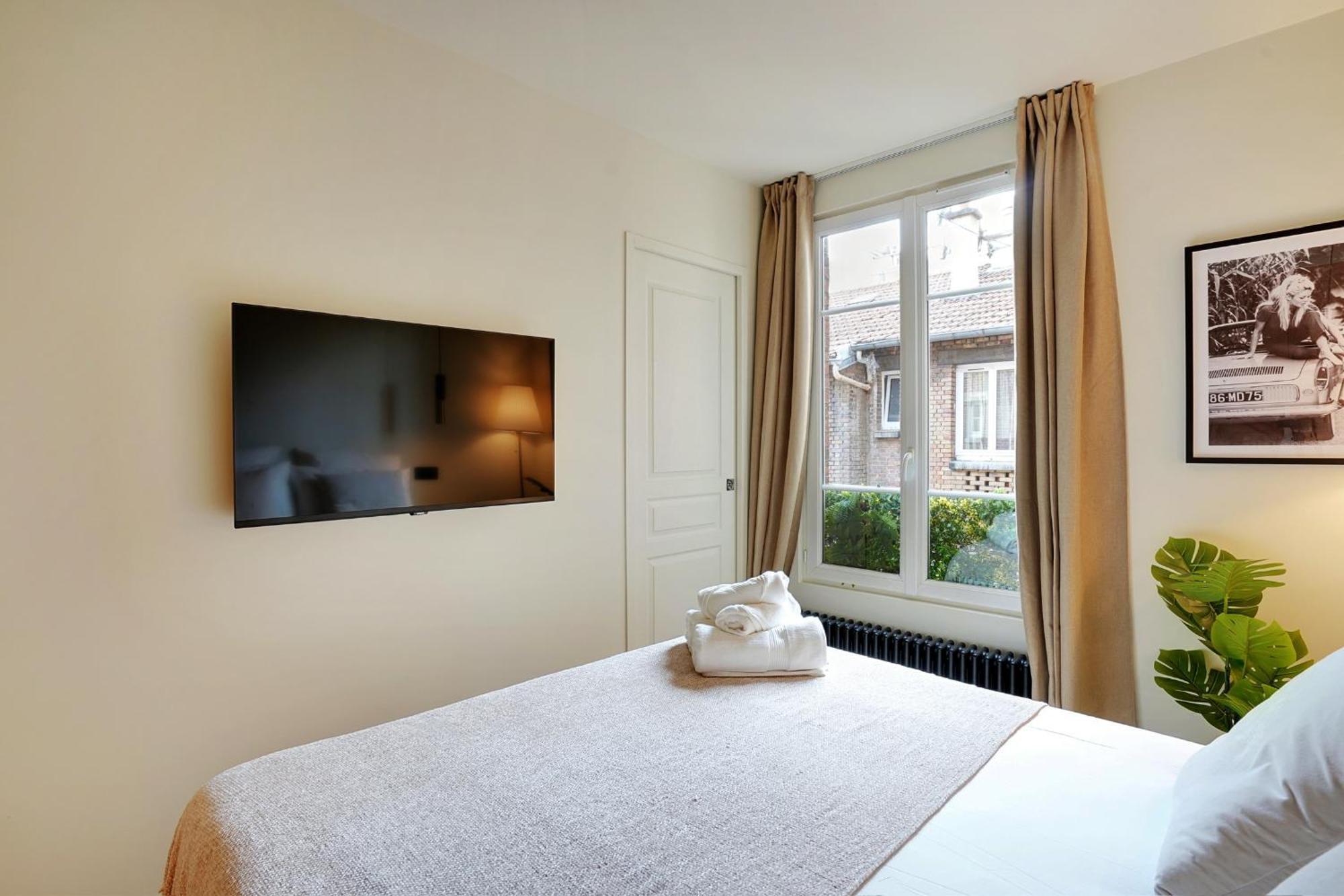 Apartment Charming By Les Maisons De Charloc Homes