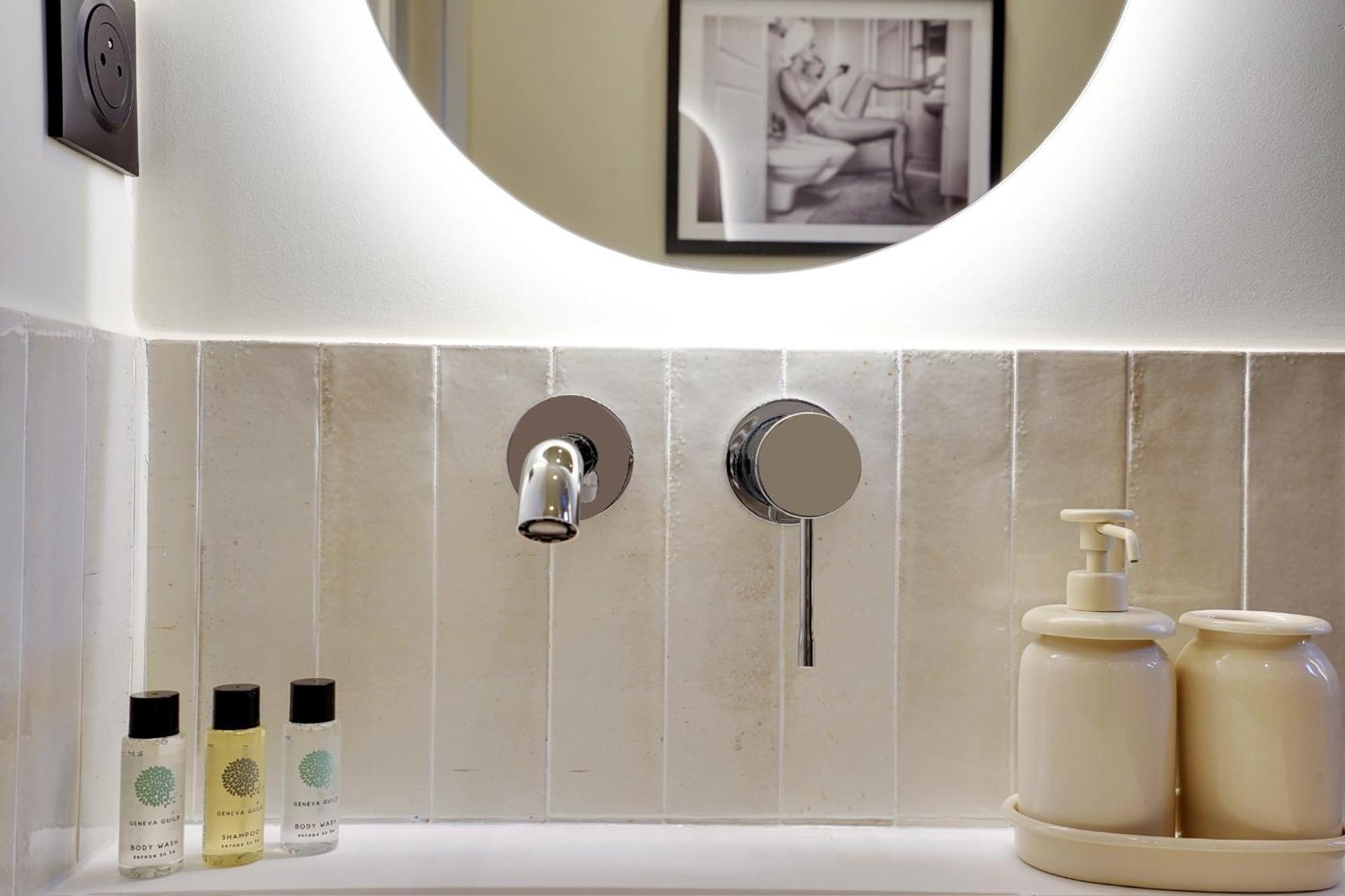 Charming By Les Maisons De Charloc Homes Apartment *